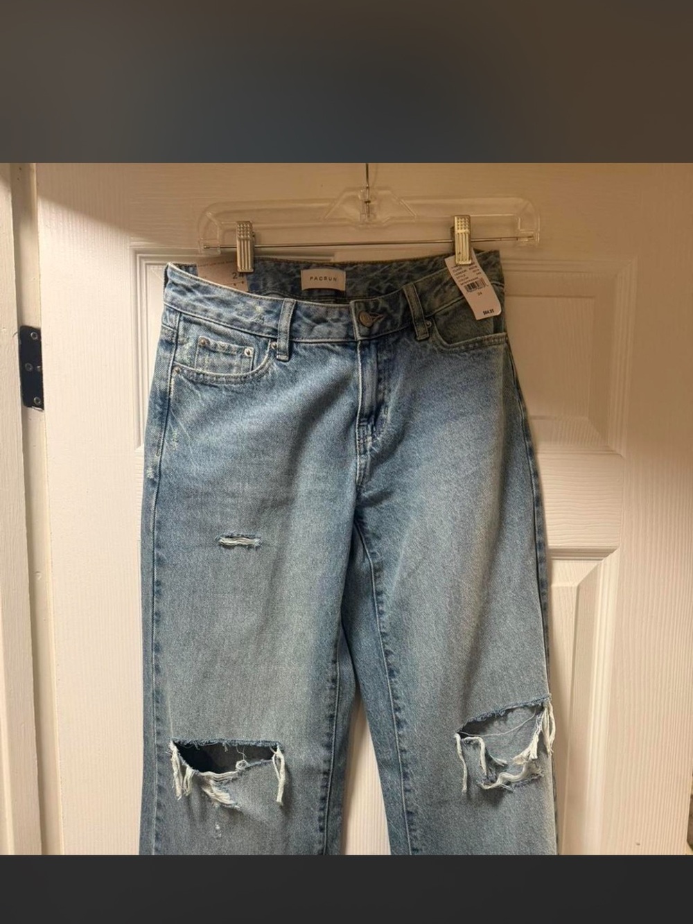 NWT PacSun Light Blue Distressed Boyfriend Jeans low rise